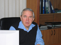Генеральный директор ЗАО «КОРОНА СМ» Сотников Валерий Васильевич